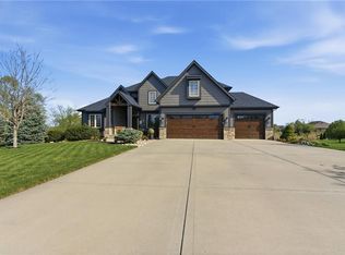 12602 NE 117th St, Kearney, MO 64060
