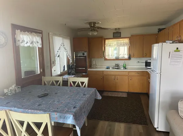 (undisclosed Address), Muskegon, MI 49442