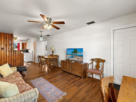 5th image of 152 Coconut Dr