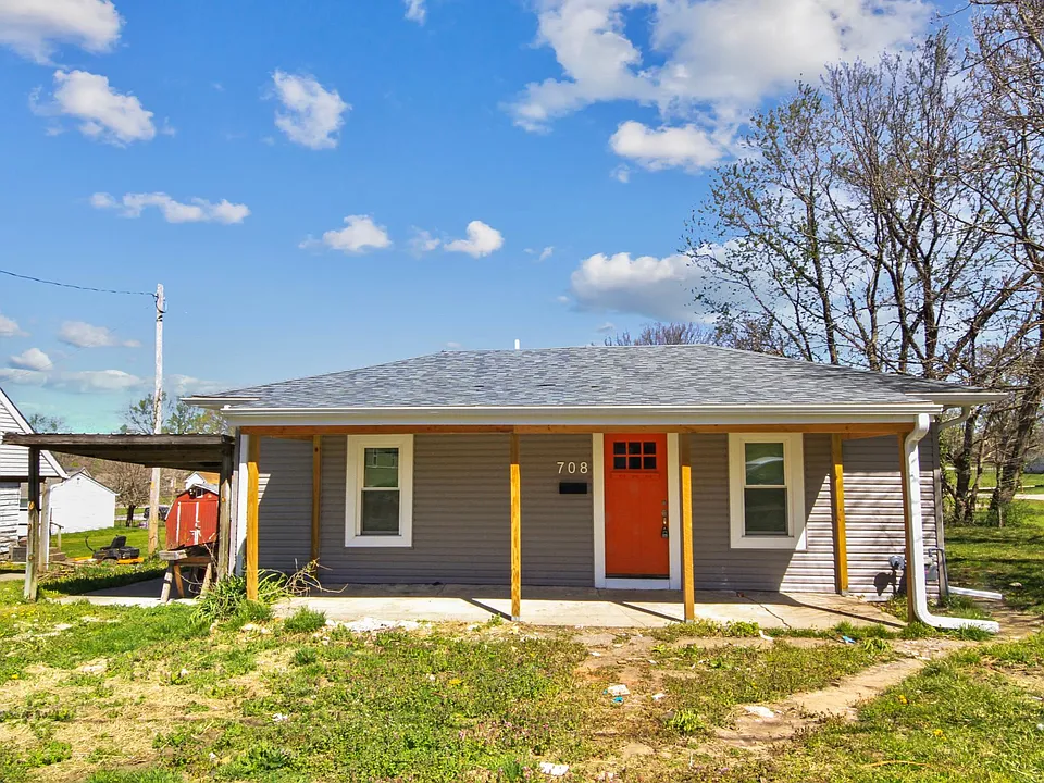 708 Jabez St