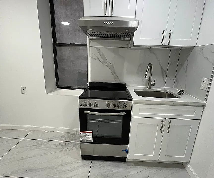 1st image of 16-91 Linden St #4