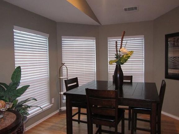 5th image of 6373 Geneva Ln