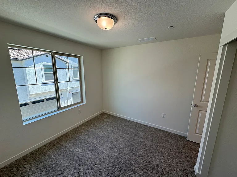 1712 Perfect Day Pl — Photo 27