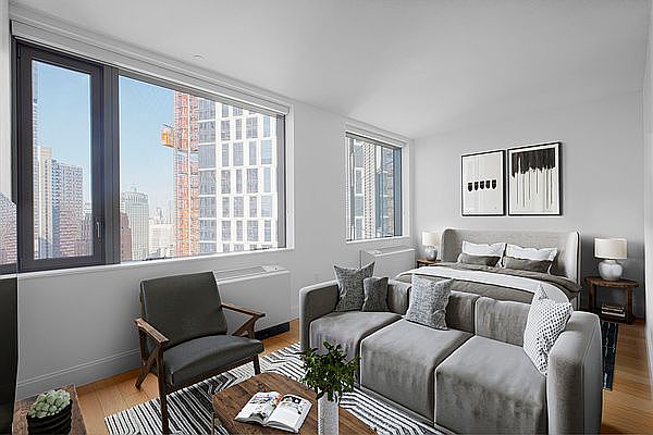 1st image of 10 City Pt APT 21B