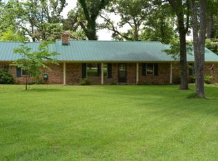 1003 Bristol Rd, Palestine, TX 75803