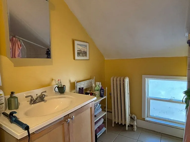 427 6th St SE — Photo 21