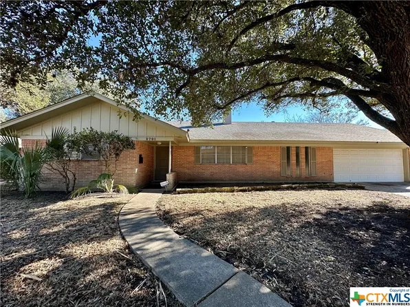 2701 Bon Aire Ave, Victoria, TX 77901