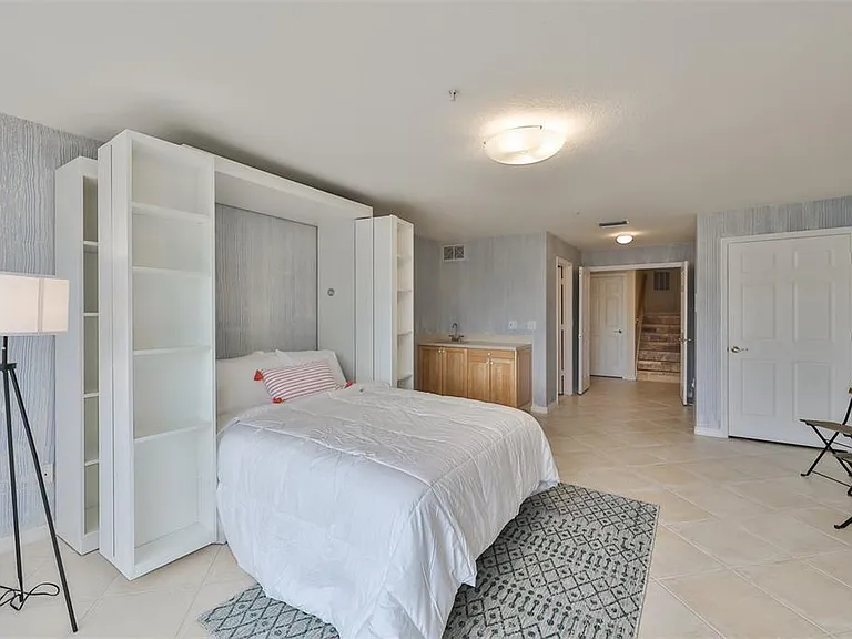 1593 Pinellas Bayway S — Photo 32