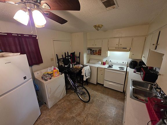 5th image of 2104 Virginia Dr