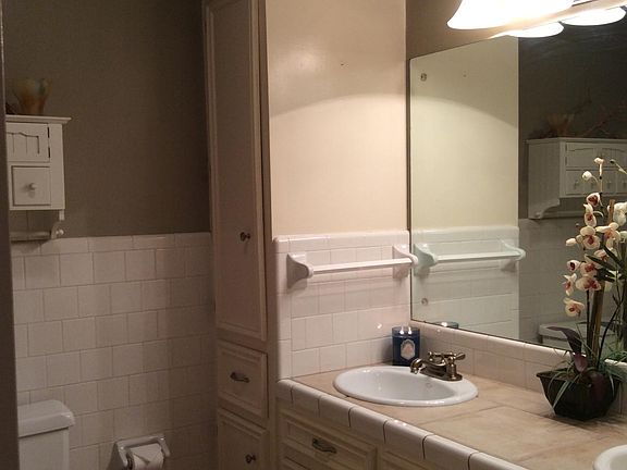 3rd image of 241 Orangewood Dr #Broadmoor