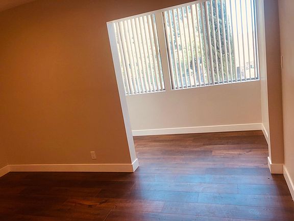 4th image of 329 Milford St #4
