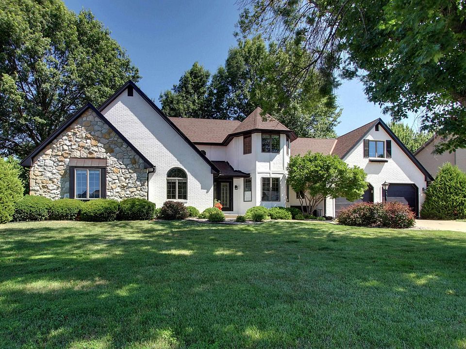 1st image of 4023 Marian Dr