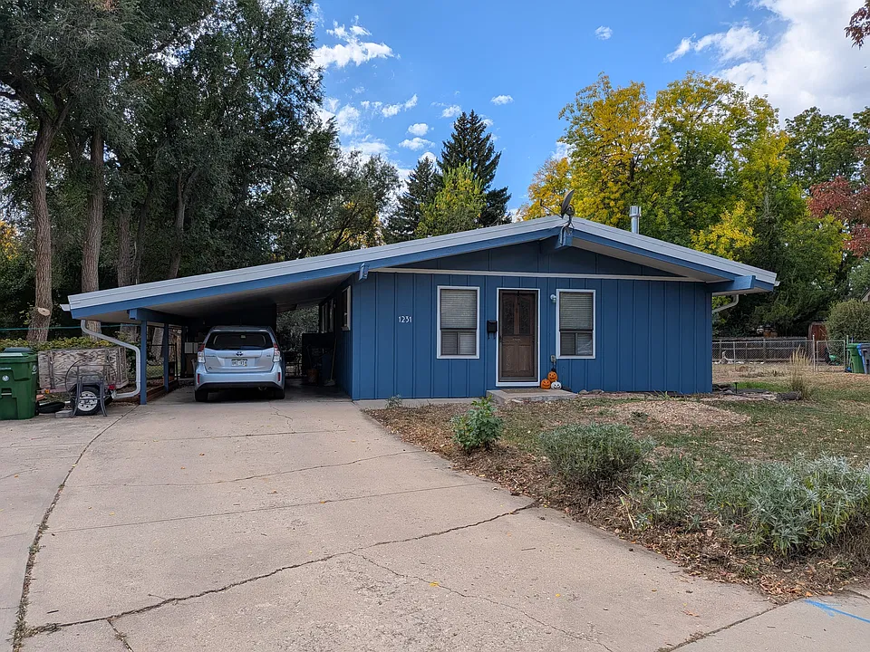 1231 Juniper Ct