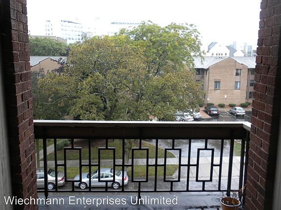 4th image of 2310 E Bradford Ave APT 3
