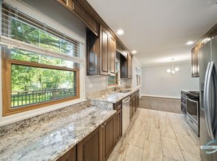 8610 Bard Rd #1, Crystal Lake, IL 60014