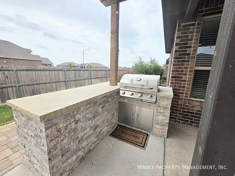 1219 Pavilion Pkwy — Photo 23
