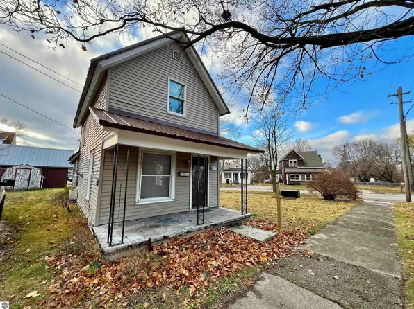 817 N Simon St, Cadillac, MI 49601