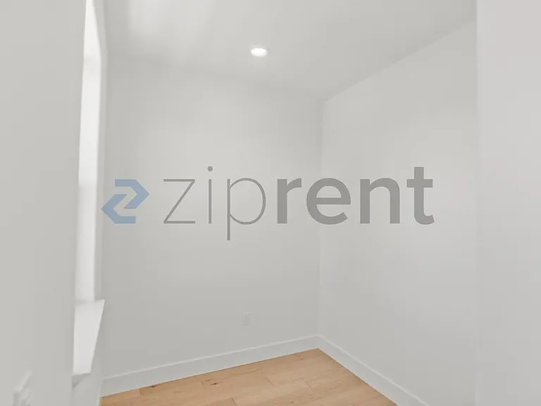 267 Llewellyn Ave — Photo 24