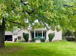 1130 Vineyard Dr, Monroe, MI 48161