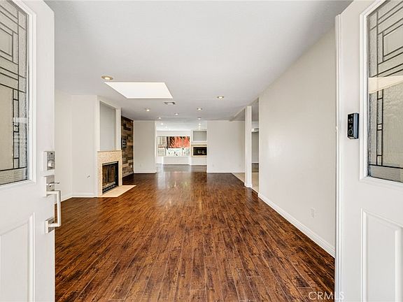 4th image of 11610 Cornell Ave