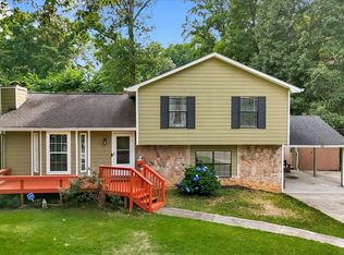 270 Amberwood Dr, Lawrenceville, GA 30044