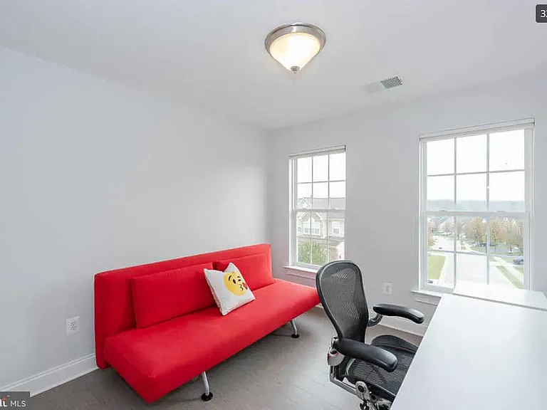 8042 Four Quarter Rd — Photo 30