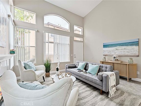 5th image of 19431 Rue De Valore APT 39D