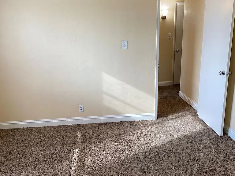 3721 Navajo Ave — Photo 4