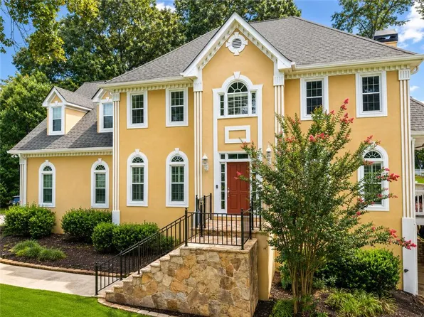 2121 Bennington Ct, Lawrenceville, GA 30043