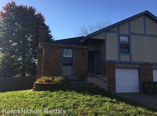 605 SE Bayberry Ln APT A, Lees Summit, MO 64063