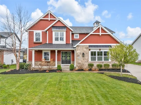 5600 Shadow Ridge Cir NW, North Canton, OH 44720