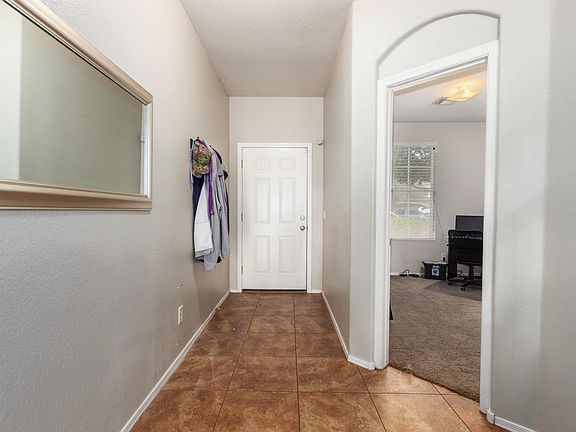 5th image of 4967 E Meadow Lark Way