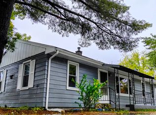 35974 N Helendale Rd, Ingleside, IL 60041