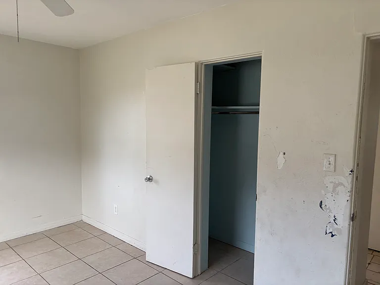 2141 Brook Dr — Photo 3