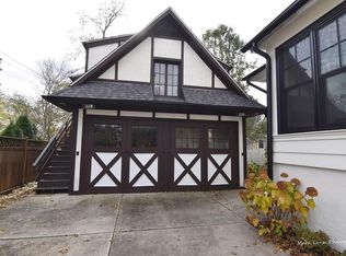 118 Campbell St, Geneva, IL