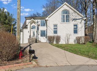 1508 Forrest Oaks Pl, Nashville, TN 37221