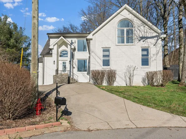 1508 Forrest Oaks Pl, Nashville, TN 37221