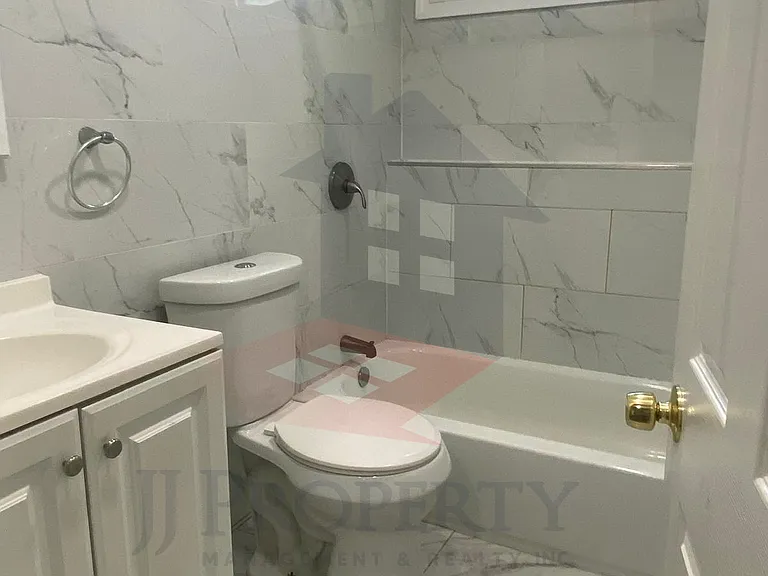 1 Lubec St #2 — Photo 9