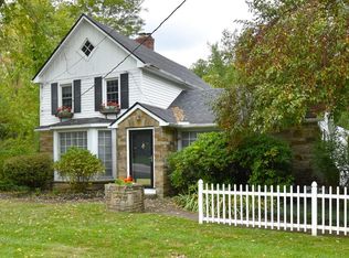 35755 Miles Rd, Moreland Hills, OH 44022