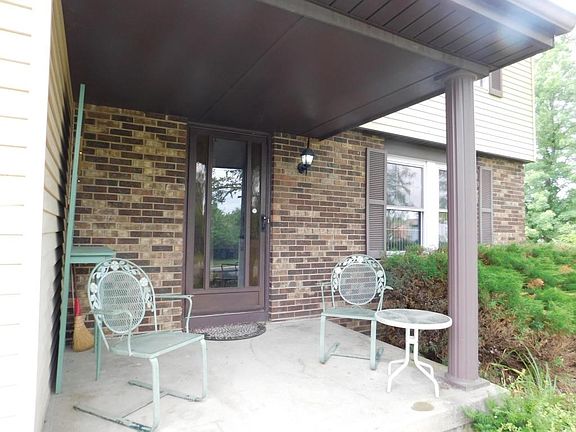 2nd image of 5607 Sullivant Ave