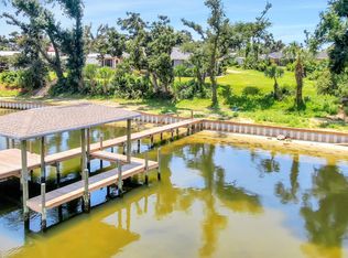 742 Bunkers Cove Rd, Panama City, FL 32401