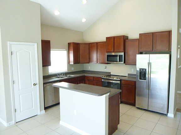 5th image of 3109 Magnolia Meadows Dr