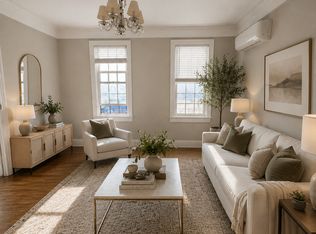32-37 34th St #1, Astoria, NY 11106