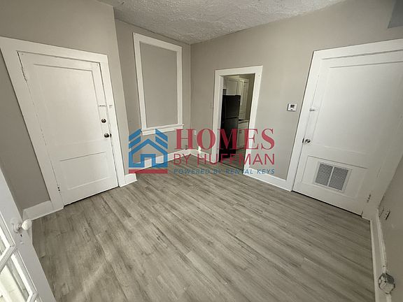 5th image of 800 SE 2nd St #E