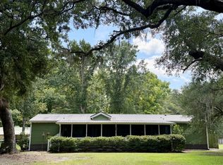 1566 Driggers Ln, Ridgeland, SC 29936