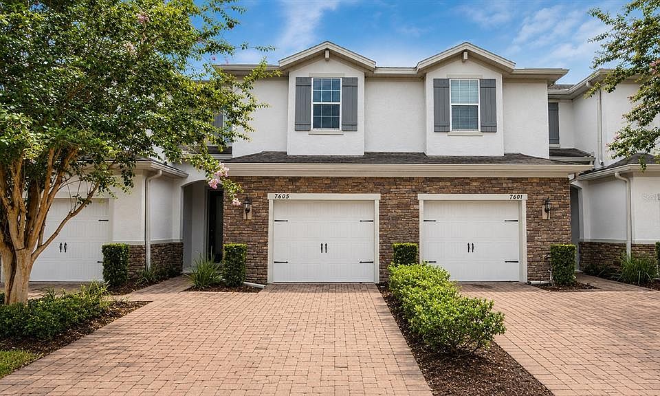 1st image of 7605 ALOMA PINES COURT #7605