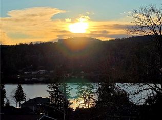 1404 Eastlake Dr, Bremerton, WA