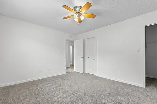 Skyside Landing Apartments — Photo 24