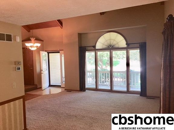 5th image of 4605 S 149th St