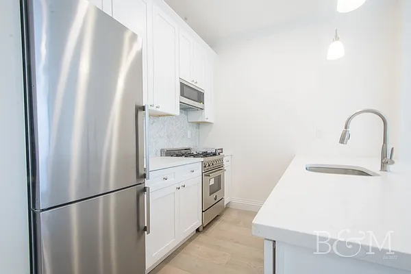 Rented by Brick&Mortar | media 21